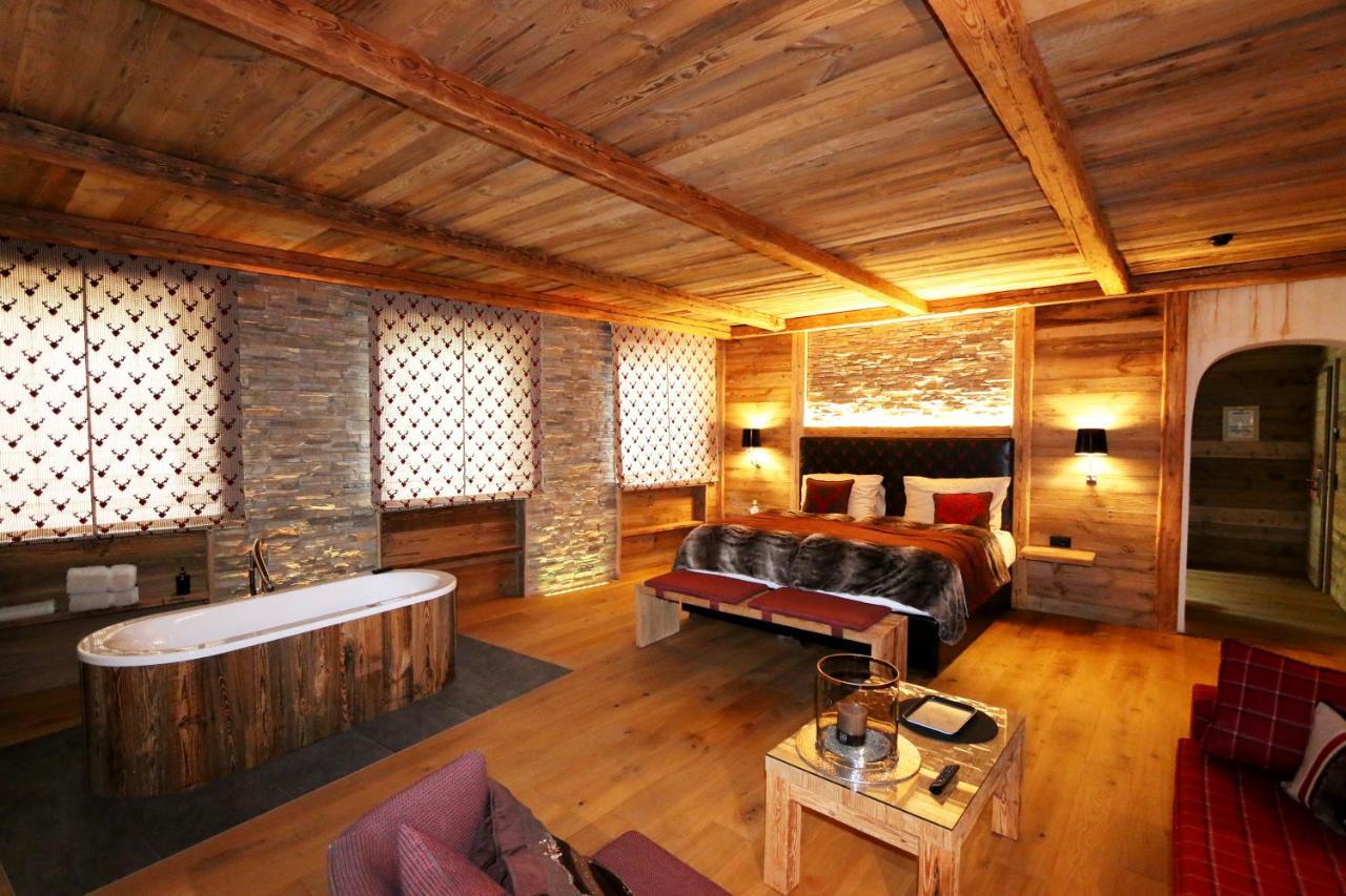 Hotel Amber Ski-in/out & Saas Fee